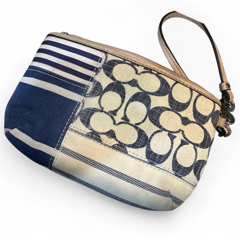 Vintage Coach Daisy Canvas Patchwork Wristlet Clutch Purse F49448 - Picture 3 of 8